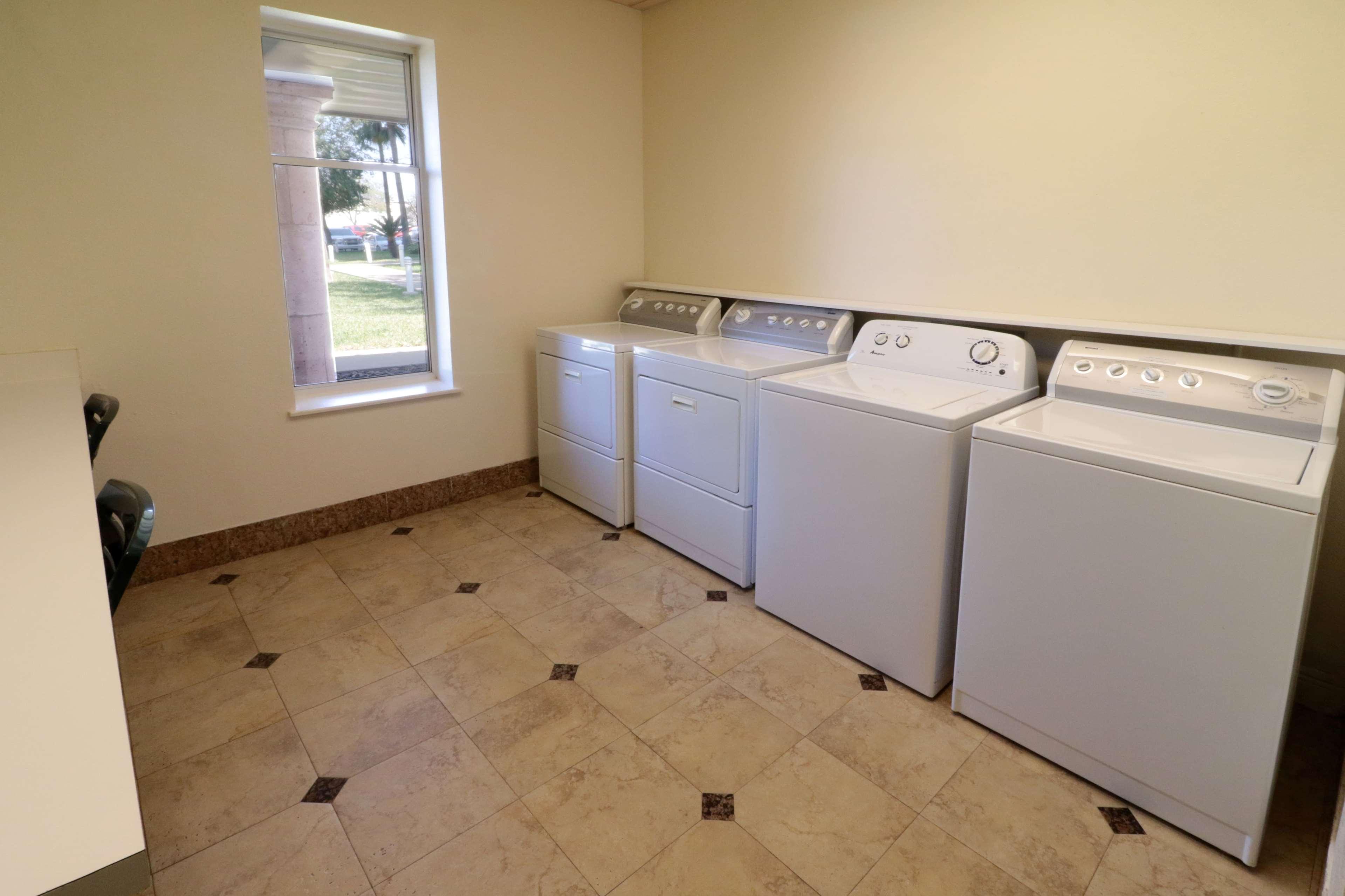 Wyndham Garden Mcallen At La Plaza Mall Экстерьер фото