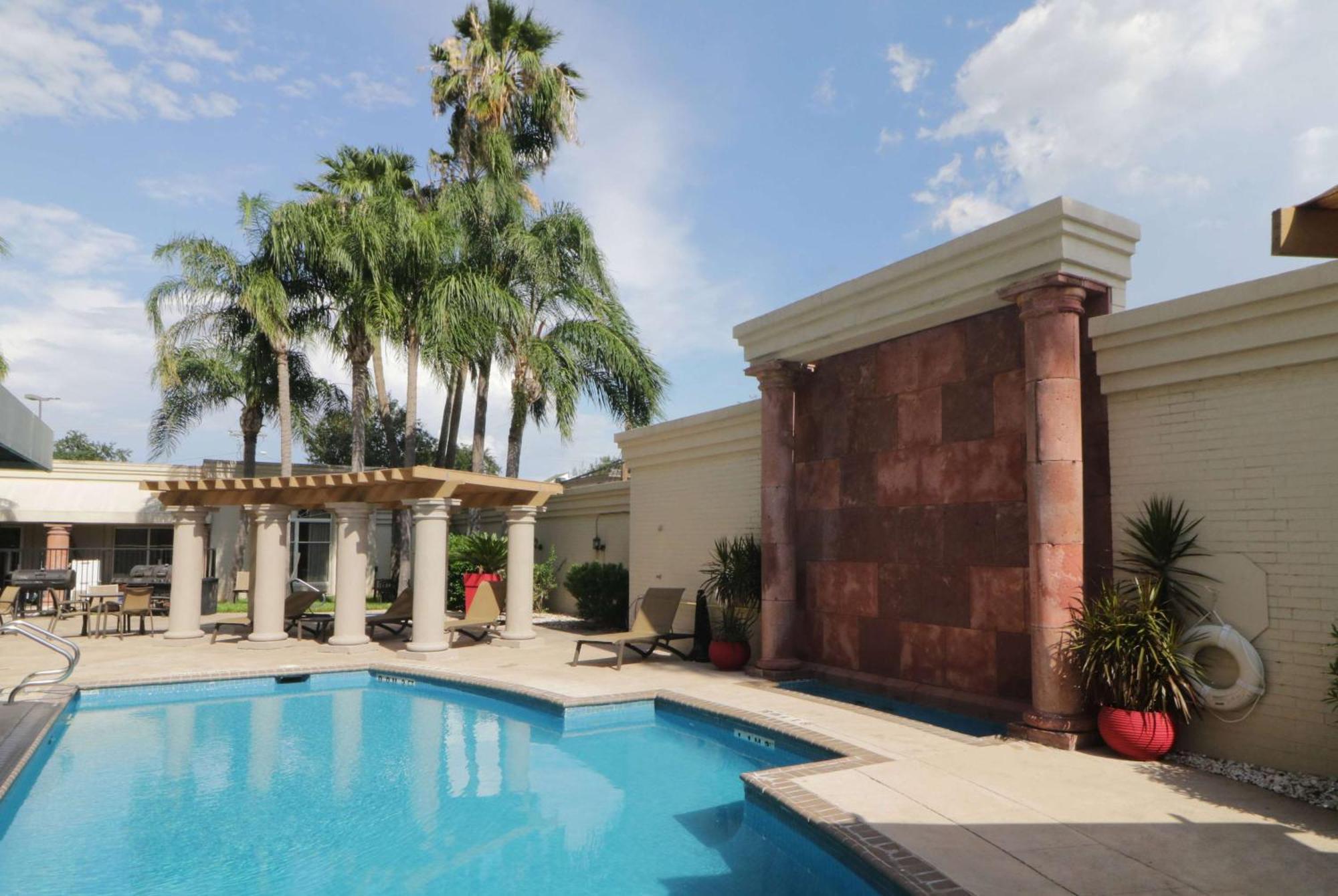 Wyndham Garden Mcallen At La Plaza Mall Экстерьер фото