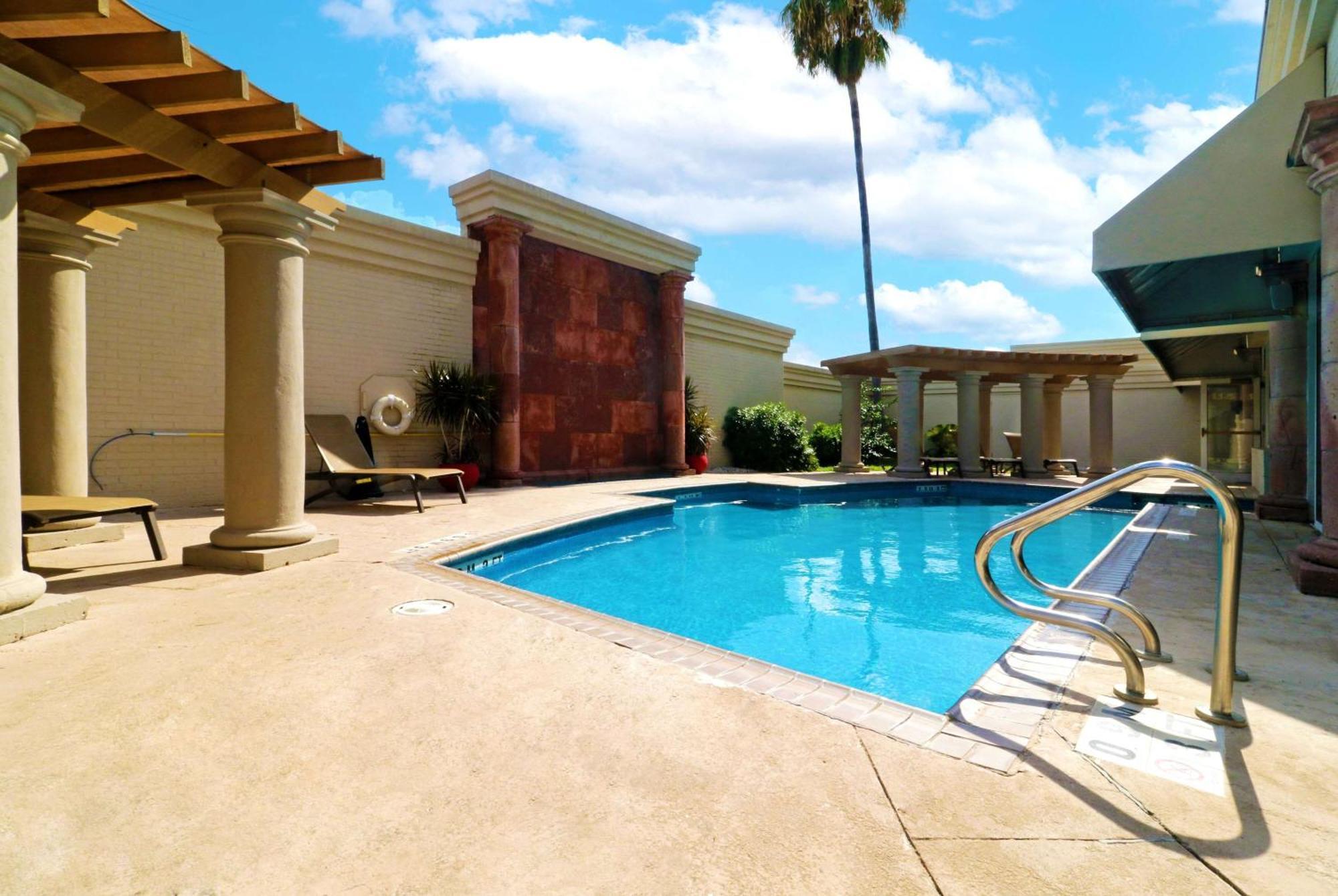 Wyndham Garden Mcallen At La Plaza Mall Экстерьер фото